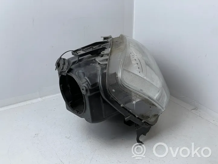 Mercedes-Benz ML W164 Lampa przednia 263348