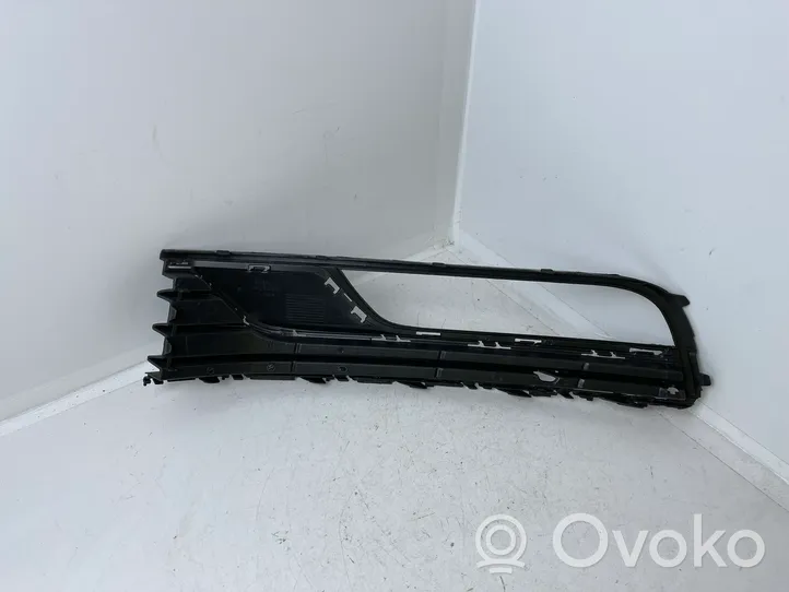 Volkswagen Polo V 6R Grille de calandre avant 6R0853665D