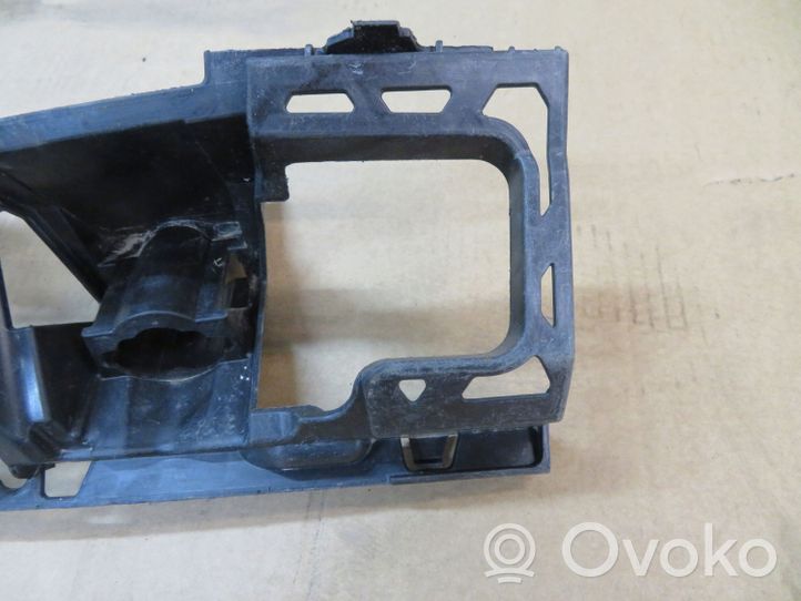 Volkswagen PASSAT B8 Headlight/headlamp mounting bracket 561807723B