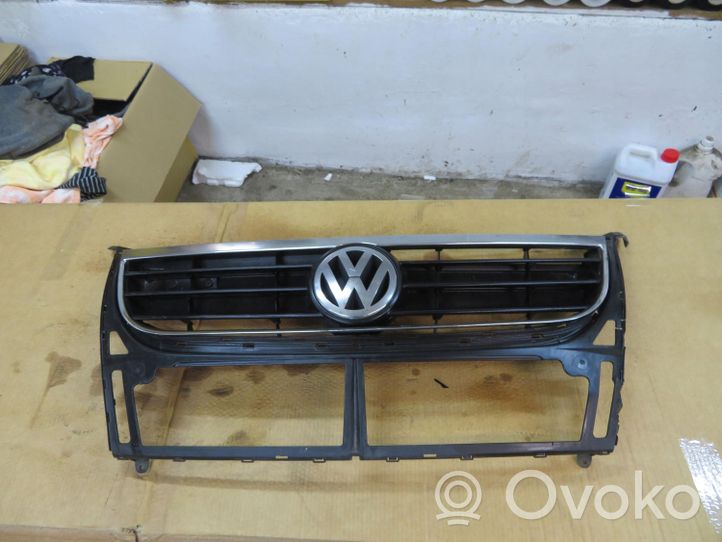 Volkswagen Touran III Grille calandre supérieure de pare-chocs avant 1T0853663