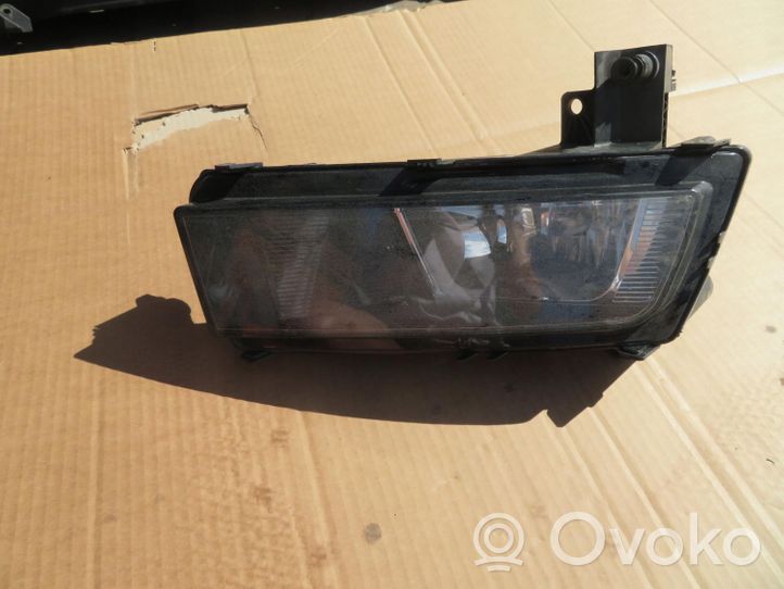 Volkswagen Touran II Front fog light 