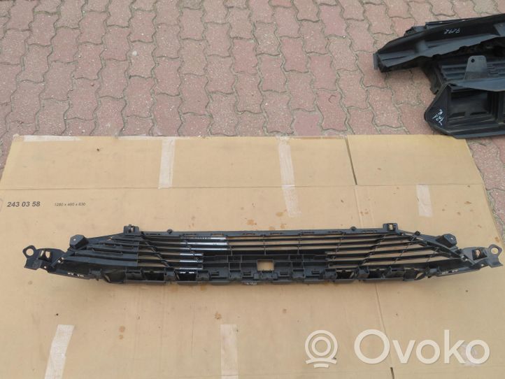 Peugeot 308 Grille inférieure de pare-chocs avant 9827977380