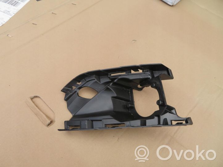 Volvo XC40 Priešrūkinio žibinto apdaila/ grotelės 31407961