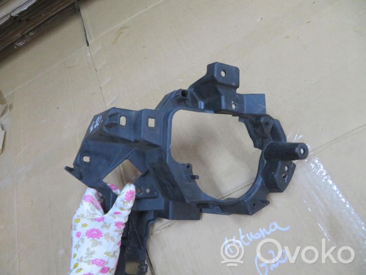 Mazda 6 Supporto del fendinebbia G46L-51694