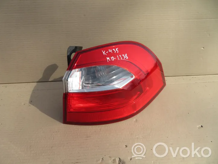 KIA Rio Lampa tylna 92402-1W2