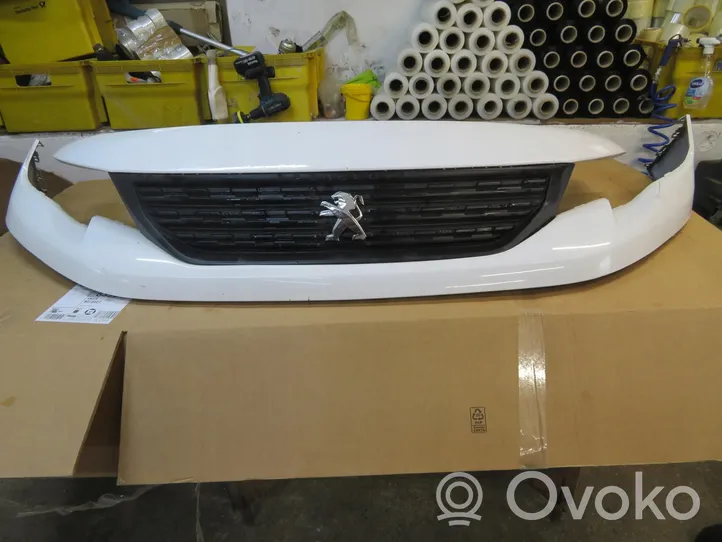 Peugeot Partner III Grille de calandre avant 