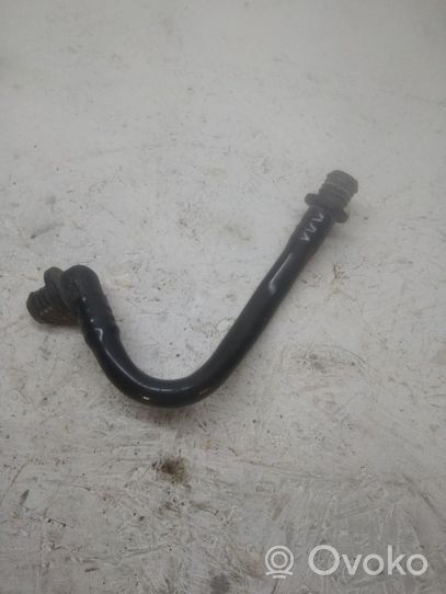 Volkswagen PASSAT B5 Vacuum line/pipe/hose 321611813D