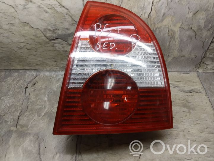 Volkswagen PASSAT B5.5 Lampa tylna 3B5945096AE