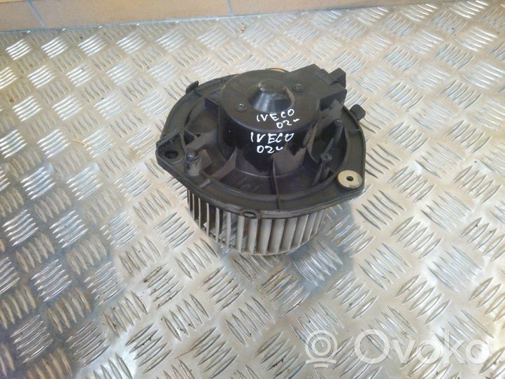 Iveco Daily 30.8 - 9 Heater fan/blower 570630200