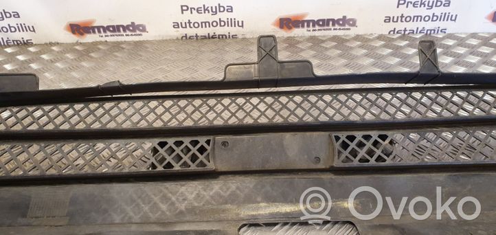 Iveco Daily 35 - 40.10 Grille de calandre avant 