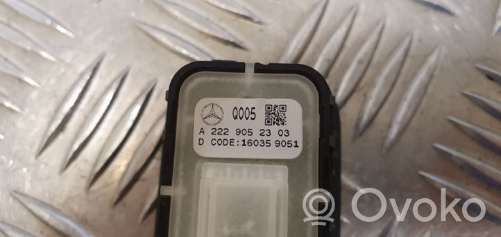 Mercedes-Benz GLC X253 C253 Interruttore di apertura del portellone posteriore A2229052303