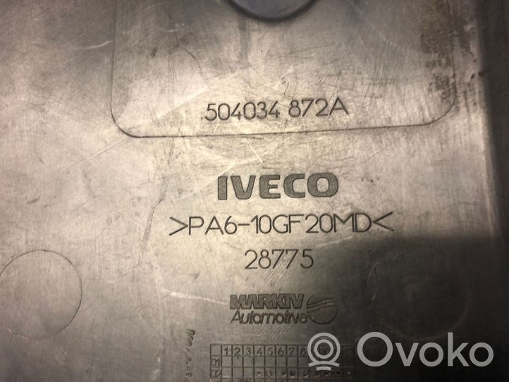 Iveco Daily 35 - 40.10 Couvercle cache moteur 504034872A