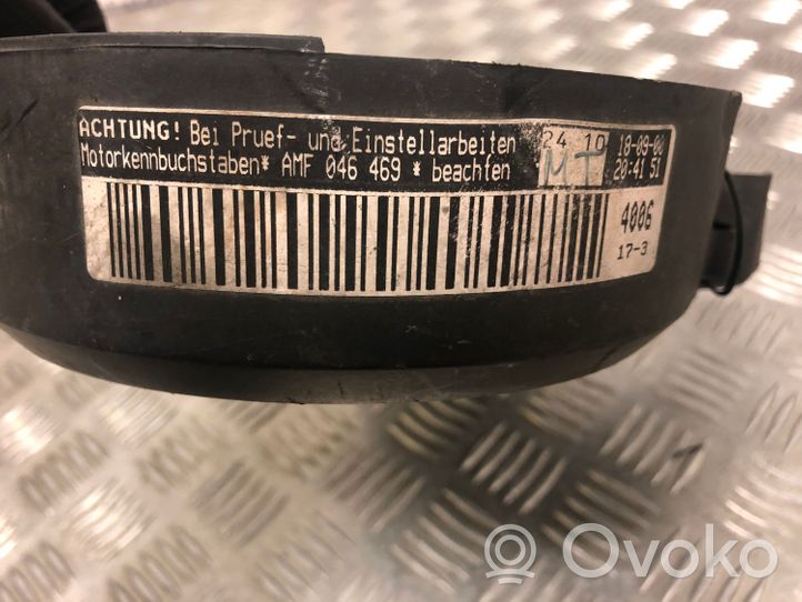 Audi A2 Osłona paska / łańcucha rozrządu 045109107E