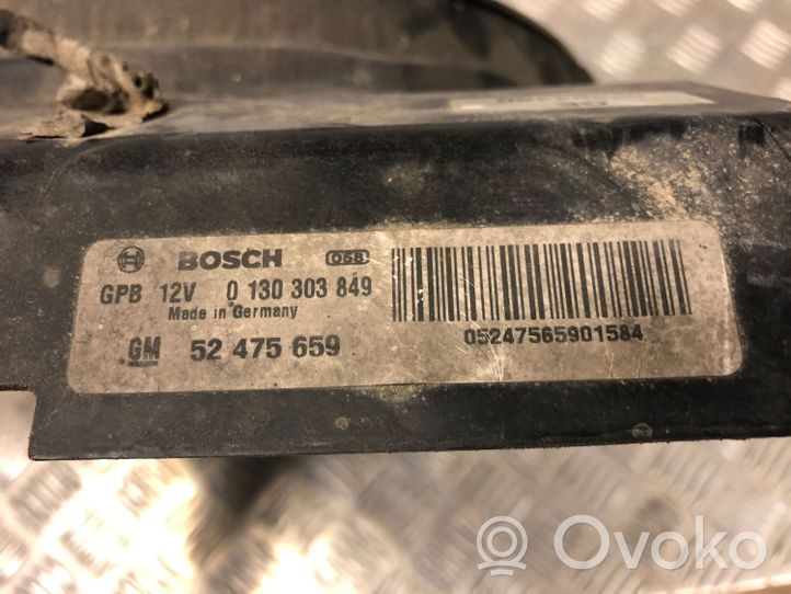 Opel Vectra B Jäähdyttimen jäähdytinpuhallin 0130303262