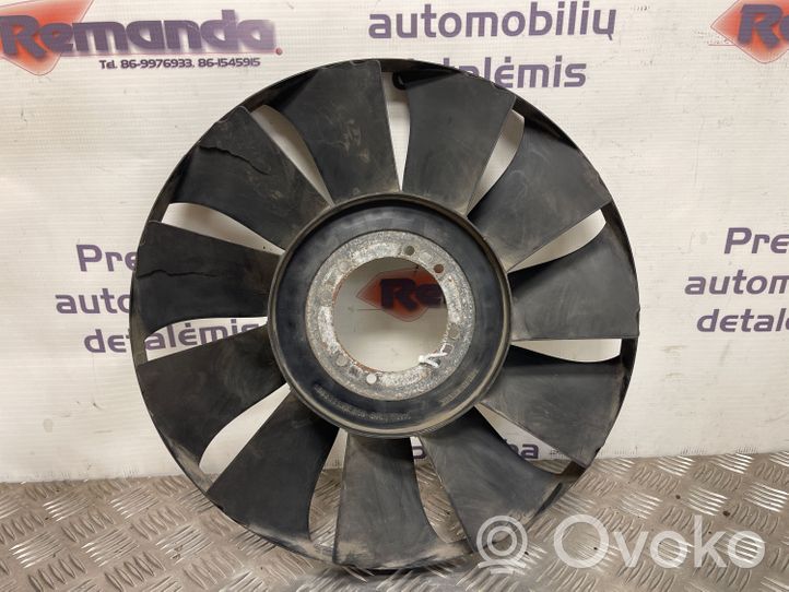 Iveco Daily 30.8 - 9 Girante ventola 500333136EA