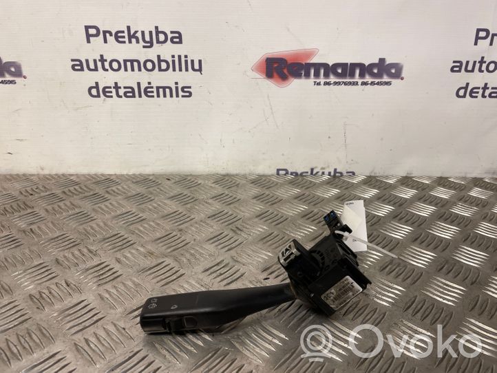 Volkswagen Caddy Manetka / Przełącznik wycieraczek 1K0953519