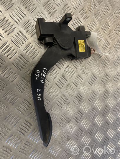 Iveco Daily 45 - 49.10 Accelerator throttle pedal 0281002632