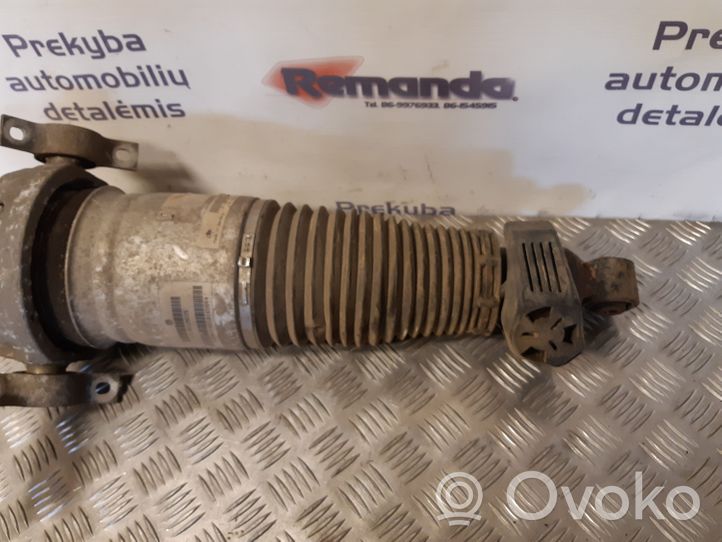 Volkswagen Touareg I Amortisseur de suspension pneumatique 7L6512022E