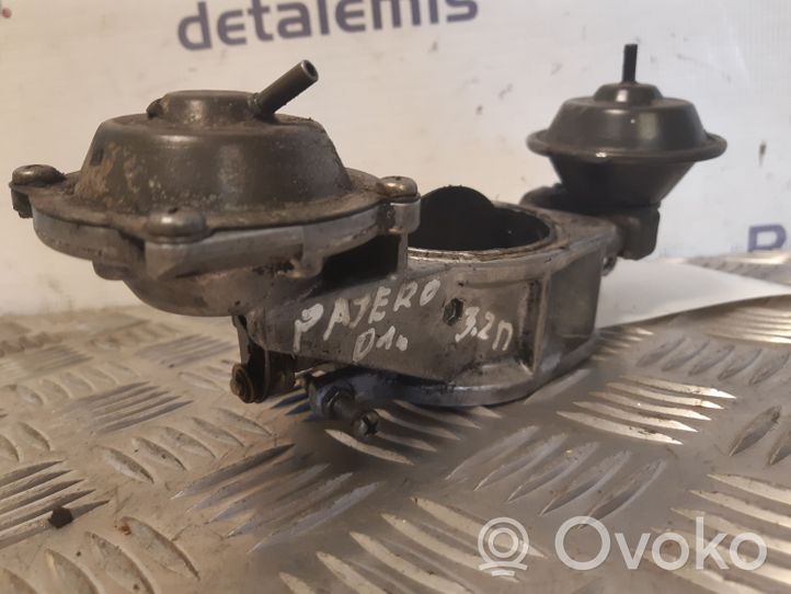 Mitsubishi Pajero Throttle valve 