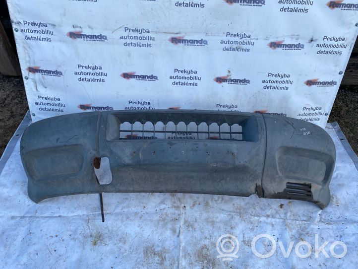 Iveco Daily 30.8 - 9 Front bumper 