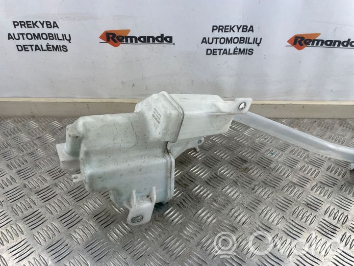 Toyota RAV 4 (XA50) Réservoir de liquide lave-glace 060851665