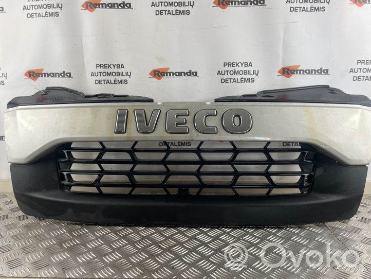 Iveco Daily 45 - 49.10 Front bumper upper radiator grill 5801342732