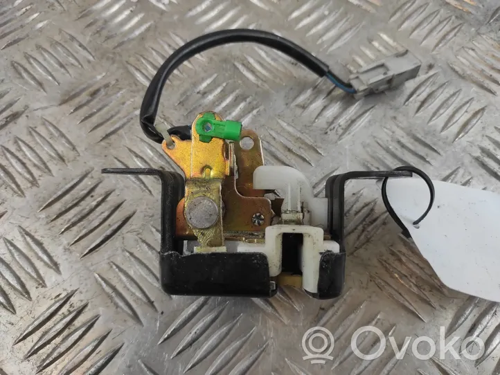 Honda CR-V Loading door lock 