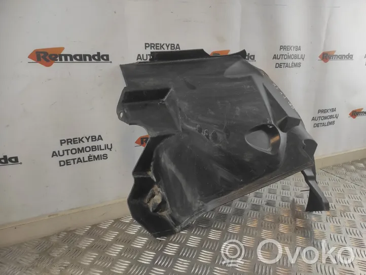 Iveco Daily 40.8 Rivestimento paraspruzzi passaruota anteriore 