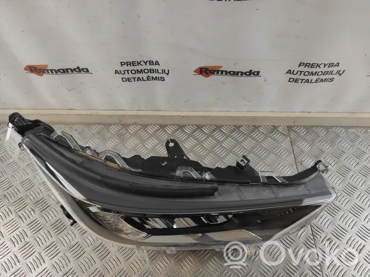 Toyota RAV 4 (XA50) Faro/fanale 8990842020