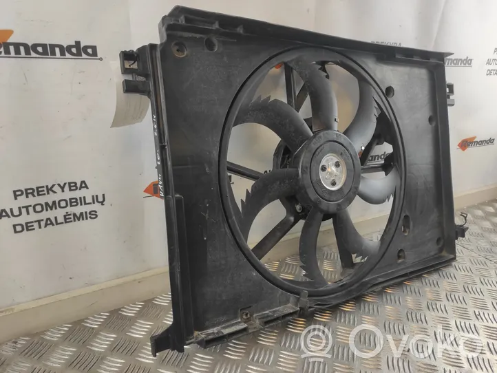 Toyota RAV 4 (XA50) Ventilateur de refroidissement de radiateur électrique 1636331500