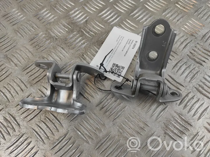 Toyota RAV 4 (XA50) Kit de charnières de porte arrière A046694