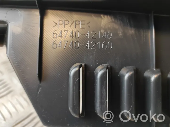 Toyota RAV 4 (XA50) Garniture panneau latérale du coffre 6474042140