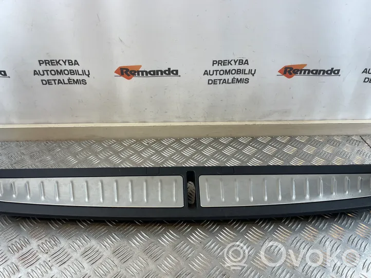 BMW 5 G30 G31 Rivestimento di protezione sottoporta del bagagliaio/baule 7387530