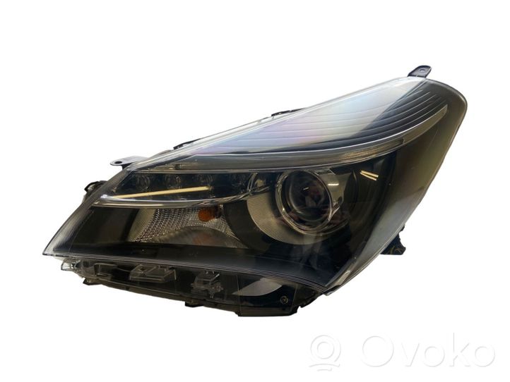 Toyota Yaris Lampa przednia 0D1620D163