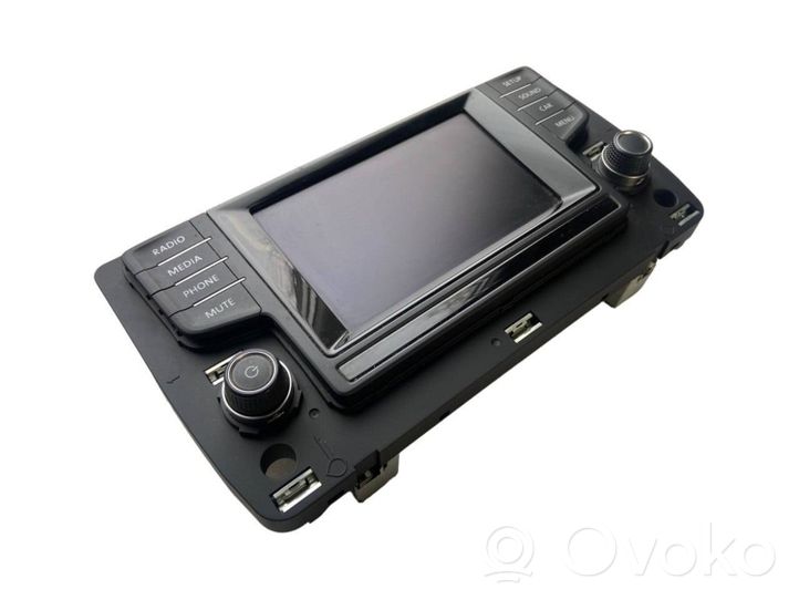 Volkswagen Golf VII Panel / Radioodtwarzacz CD/DVD/GPS 5G0919605