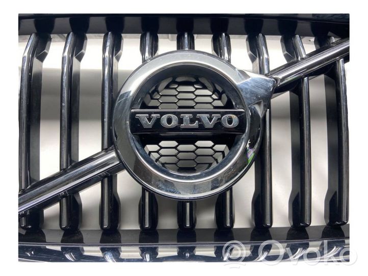 Volvo XC60 Grille calandre supérieure de pare-chocs avant 31479495