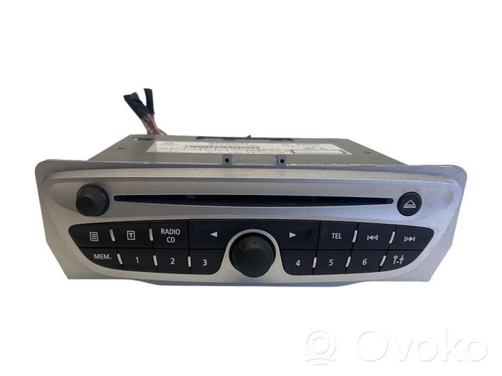 Renault Megane III Radio/CD/DVD/GPS-pääyksikkö 281155040R