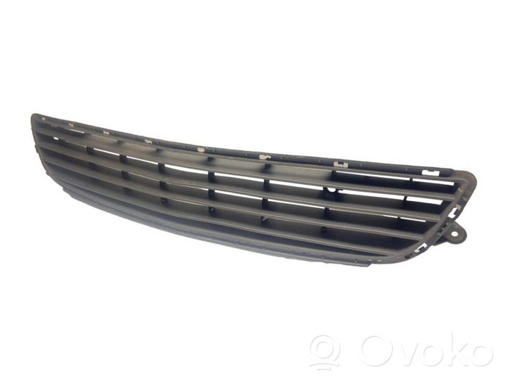 Opel Zafira B Grille inférieure de pare-chocs avant 13124978