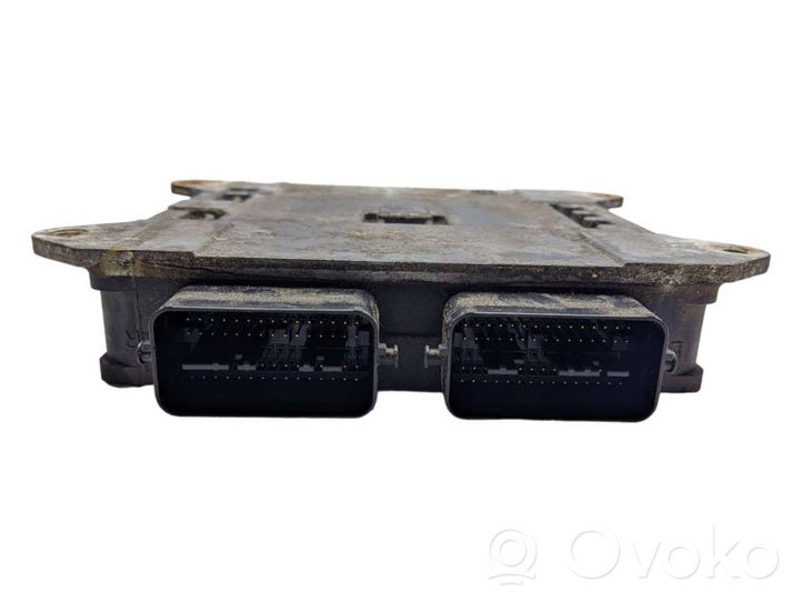 Mazda 3 I Calculateur moteur ECU E6T52271H