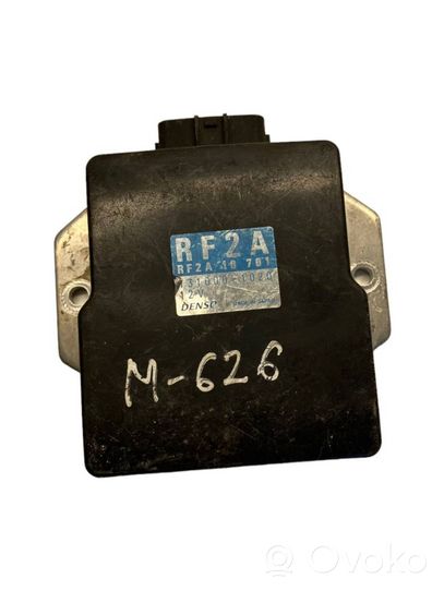 Mazda 626 Polttoaineen ruiskutuspumpun ohjainlaite/moduuli RF2A18701