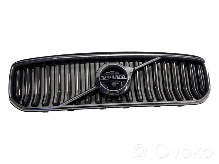 Volvo XC40 Maskownica / Grill / Atrapa górna chłodnicy 31479420