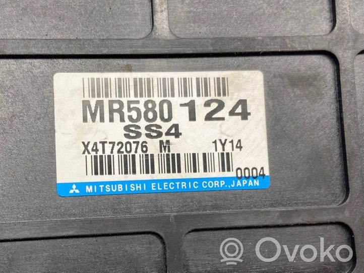 Mitsubishi Pajero Voimansiirron vaihteiston venttiilin kotelo MR580124