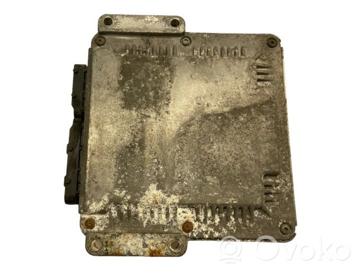 Chrysler Voyager Calculateur moteur ECU P05094800AC