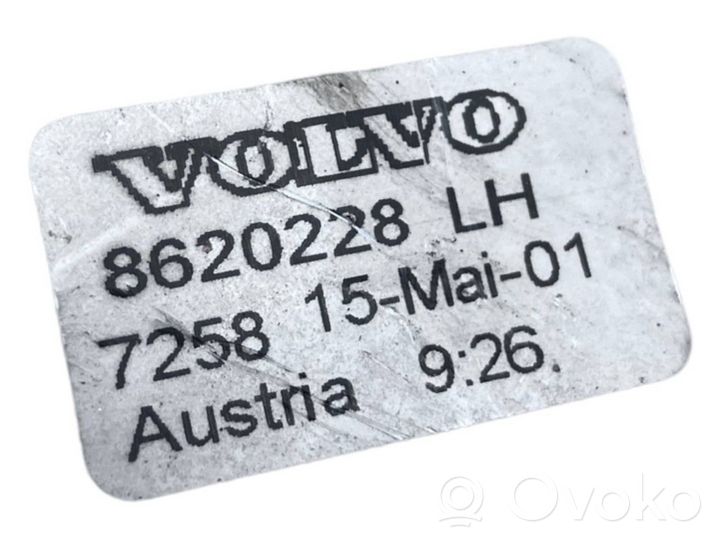 Volvo V70 Priešrūkinis žibintas priekyje 8620228