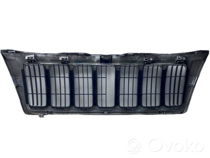 Jeep Grand Cherokee (WK) Grille calandre supérieure de pare-chocs avant 11009G