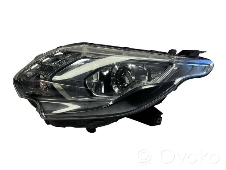 Mitsubishi L200 Lampa przednia 8301D157