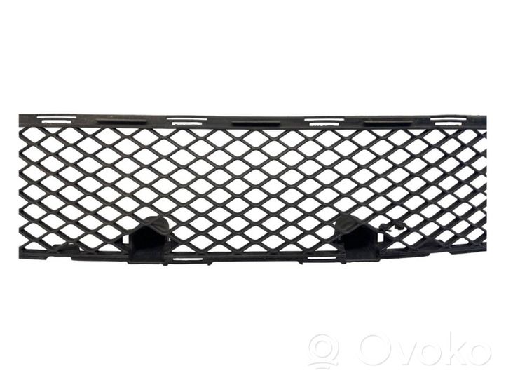 Mitsubishi Lancer X Grille inférieure de pare-chocs avant 3H416400A827