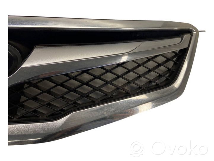 Subaru Legacy Grille calandre supérieure de pare-chocs avant 91121AJ000