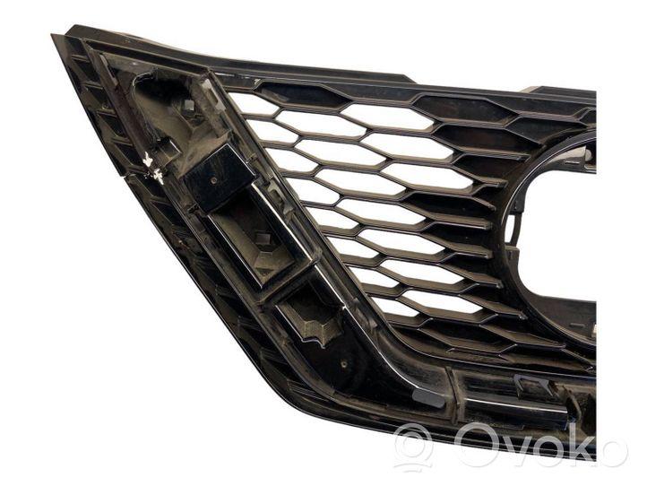 Nissan Qashqai Grille calandre supérieure de pare-chocs avant 62310HV3