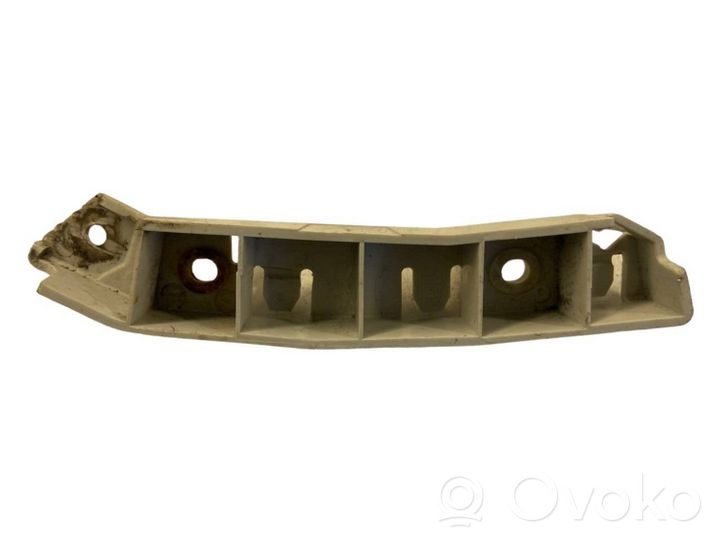 Ford Focus Staffa di rinforzo montaggio del paraurti anteriore BM5117D959